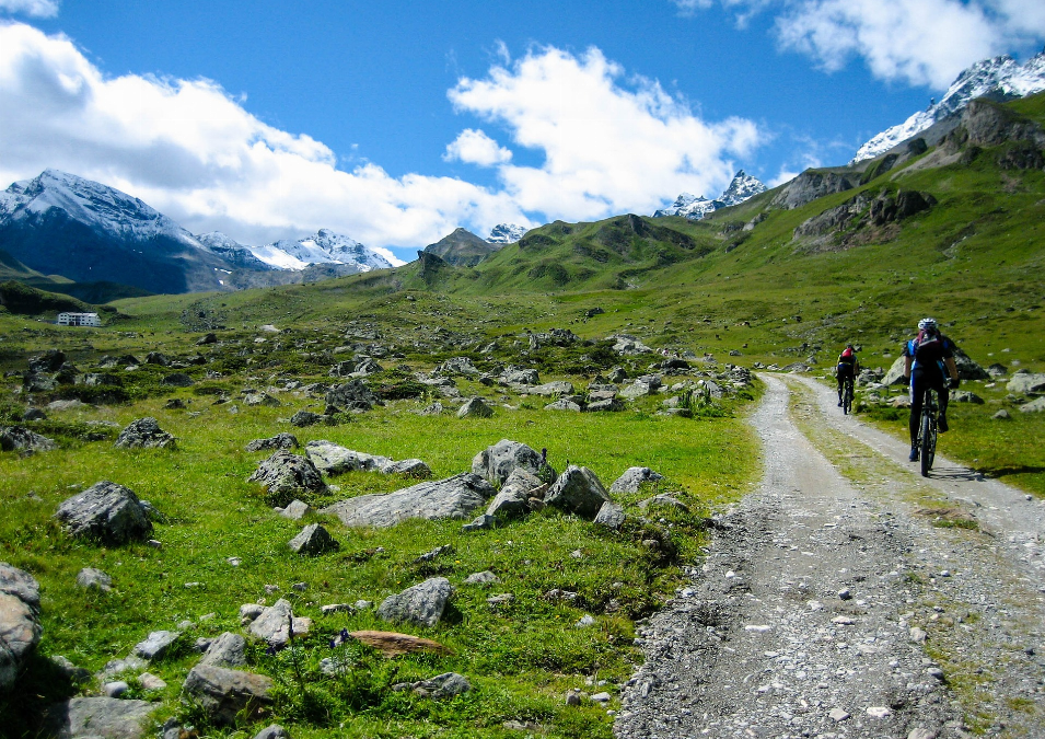 Quelles activites sportives pratiquer au sein de la station Les arcs ?