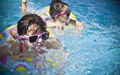Quelques raisons de pratiquer la natation durant les vacances